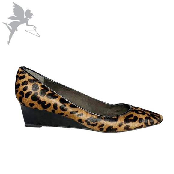 STUART WEITZMAN Leopard Pointy Toe Wedges - Picture 1 of 8